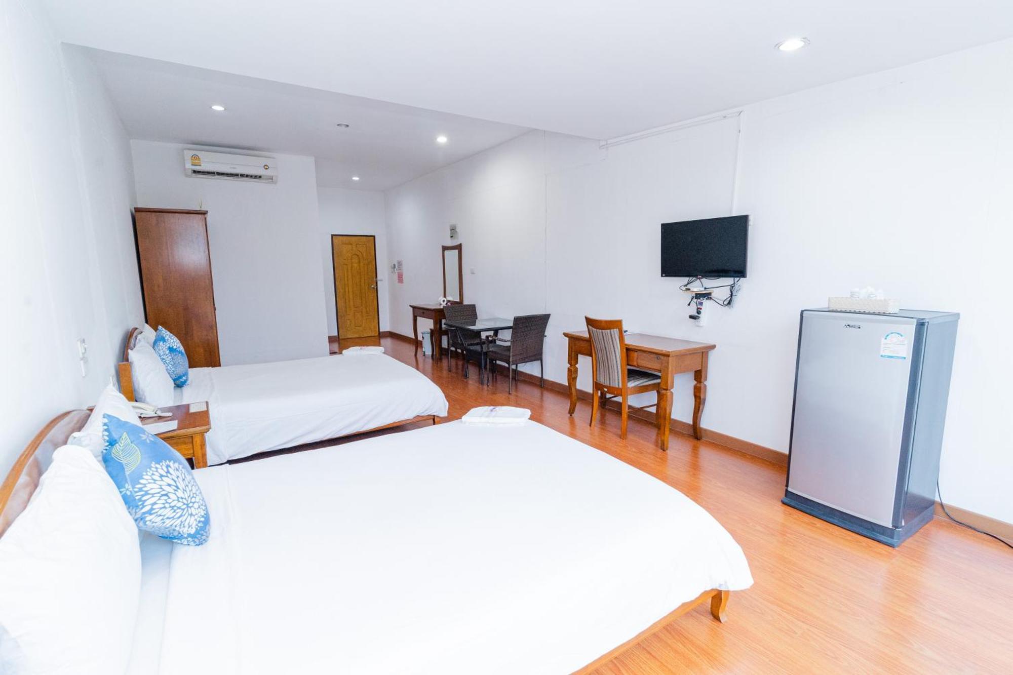 Baan Suan Khun Ta And Golf Resort Ubon Ratchathani Eksteriør bilde