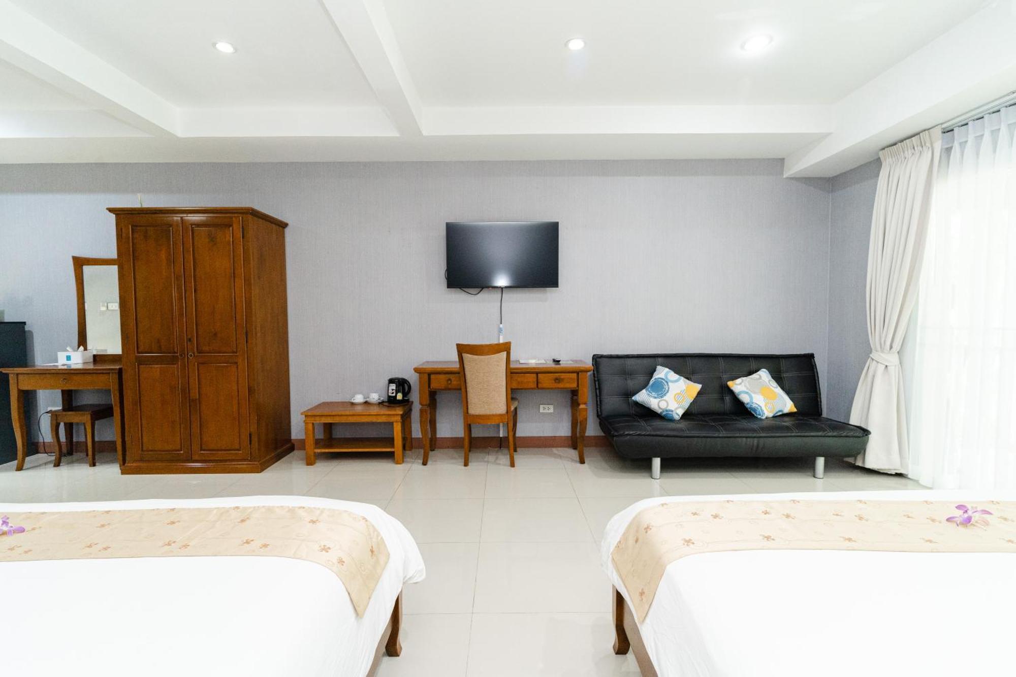 Baan Suan Khun Ta And Golf Resort Ubon Ratchathani Eksteriør bilde