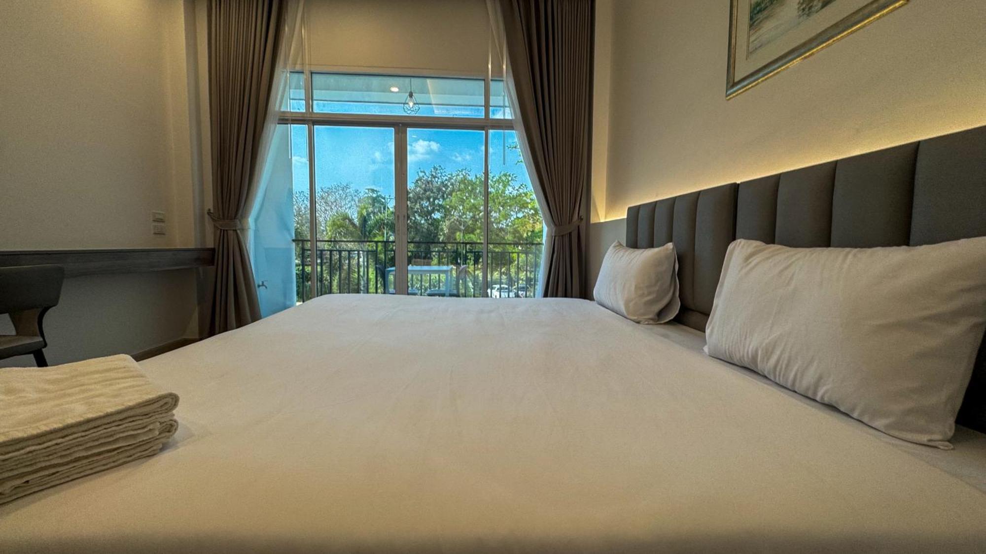 Baan Suan Khun Ta And Golf Resort Ubon Ratchathani Eksteriør bilde