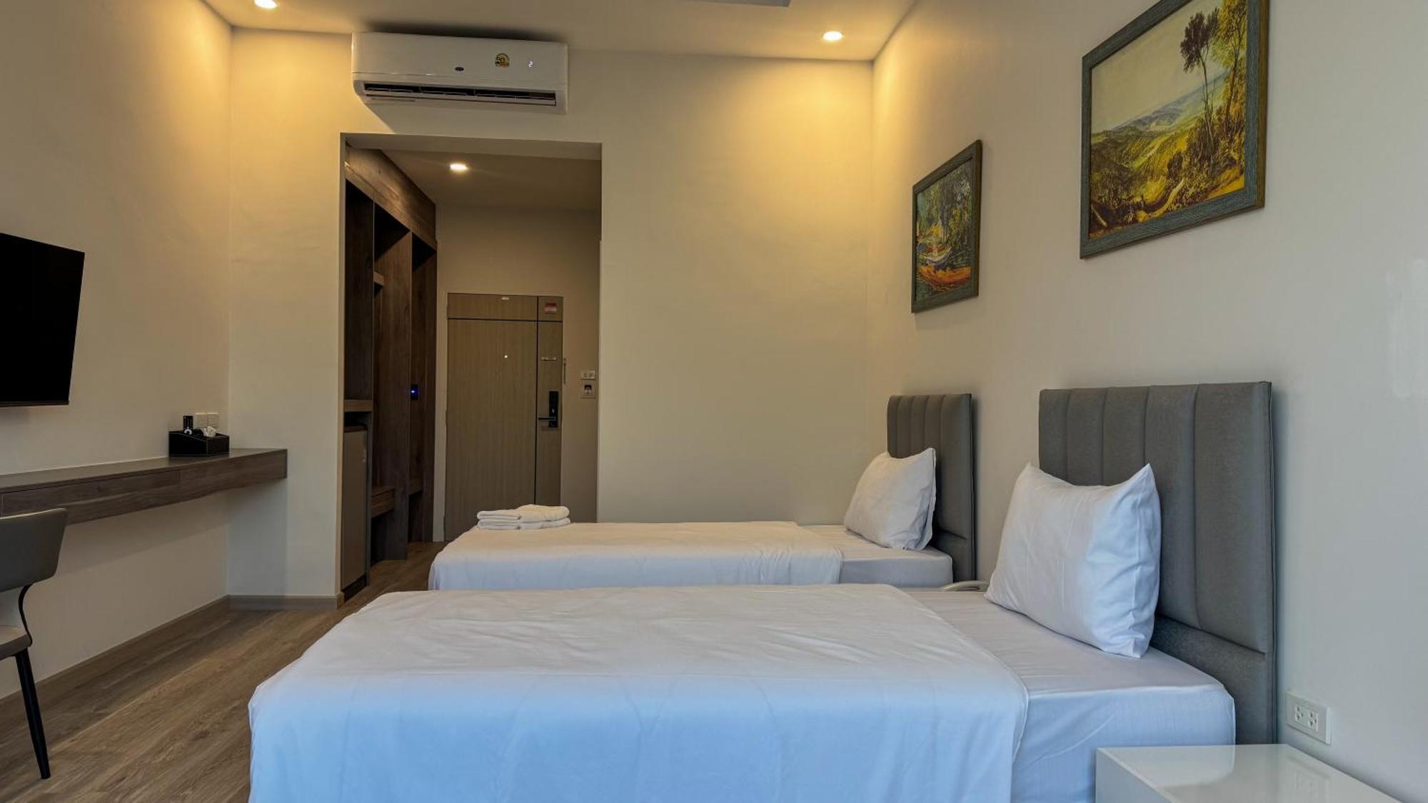Baan Suan Khun Ta And Golf Resort Ubon Ratchathani Eksteriør bilde