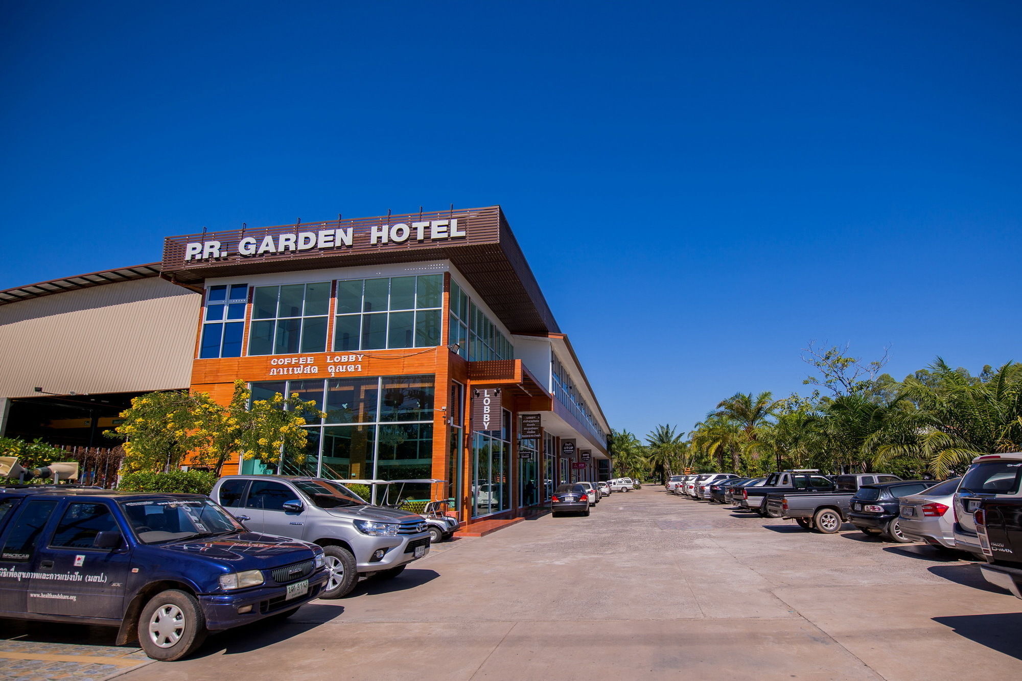 Baan Suan Khun Ta And Golf Resort Ubon Ratchathani Eksteriør bilde